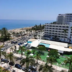  Apartment Impresionante Primera Linea De Playa, Bajondillo Spain